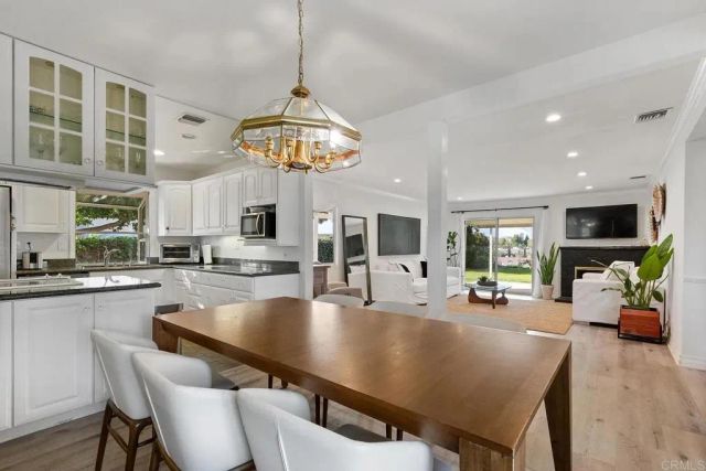 183 Sandberg Street, Thousand Oaks, CA 91360