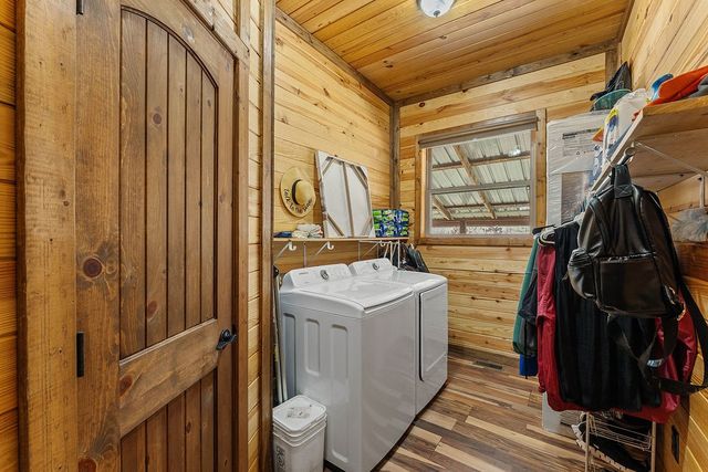 100 Madison 4401, Combs, AR 72721