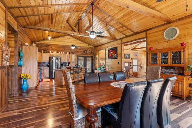 100 Madison 4401, Combs, AR 72721