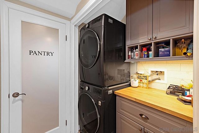 2756 Bellezza Dr., San Diego, CA 92108