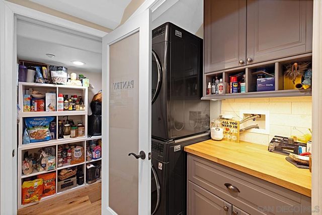 2756 Bellezza Dr., San Diego, CA 92108