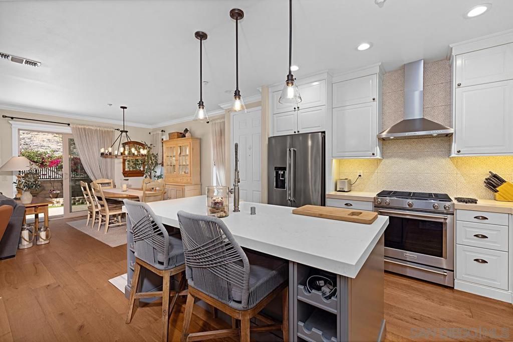 2756 Bellezza Dr., San Diego, CA 92108