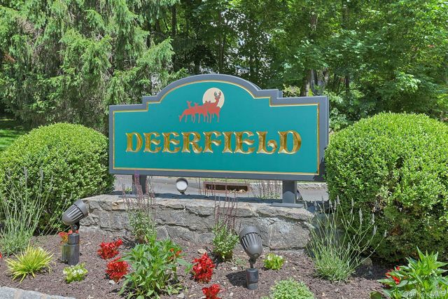 83 Deerfield Lane, Ossining, NY 10562