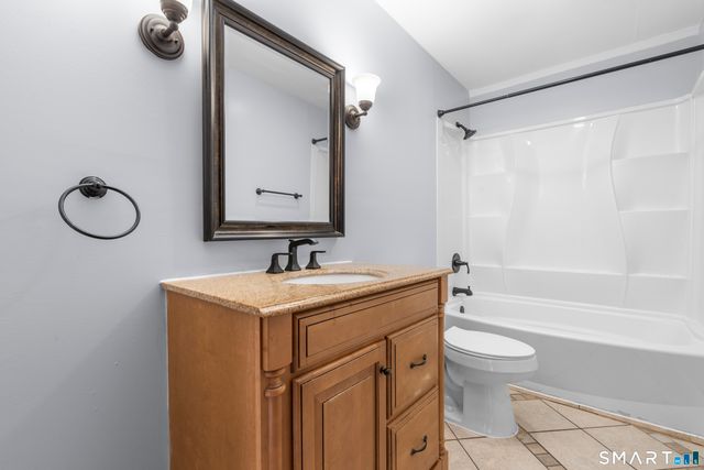 1590 Quinnipiac Avenue, New Haven, CT 06513