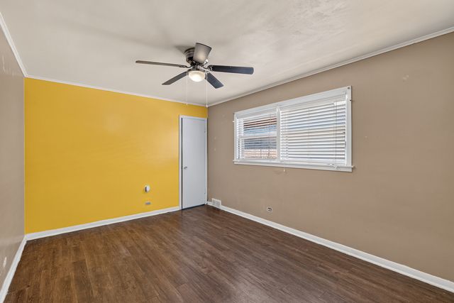 10553 S Calumet Avenue, Chicago, IL 60628