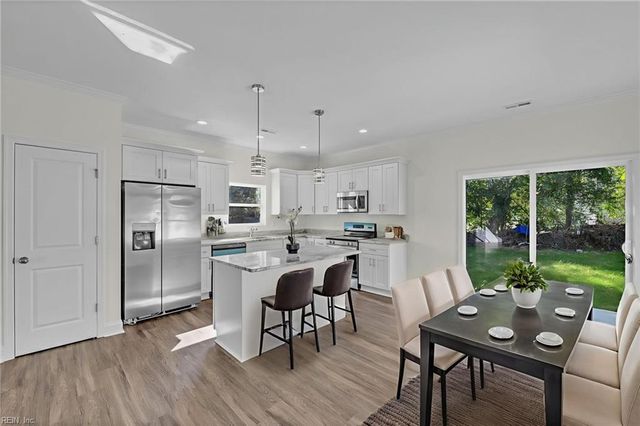 721 Ashley AVE B, Suffolk, VA 23434