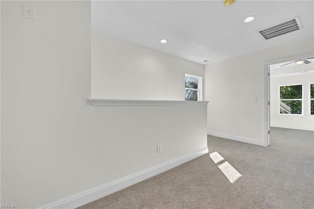 721 Ashley AVE B, Suffolk, VA 23434