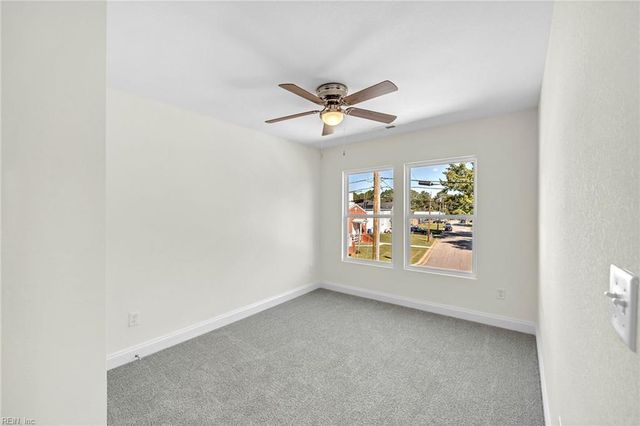 721 Ashley AVE B, Suffolk, VA 23434
