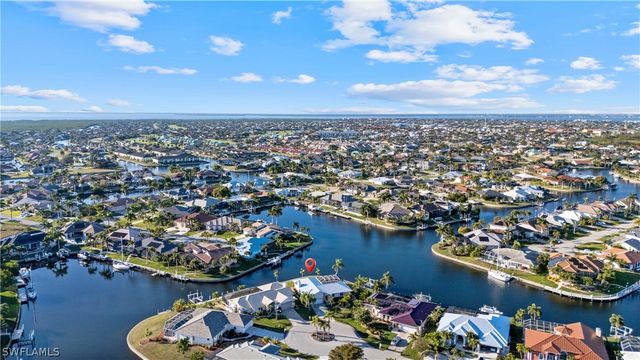 1230 Swan CT, Punta Gorda, FL 33950