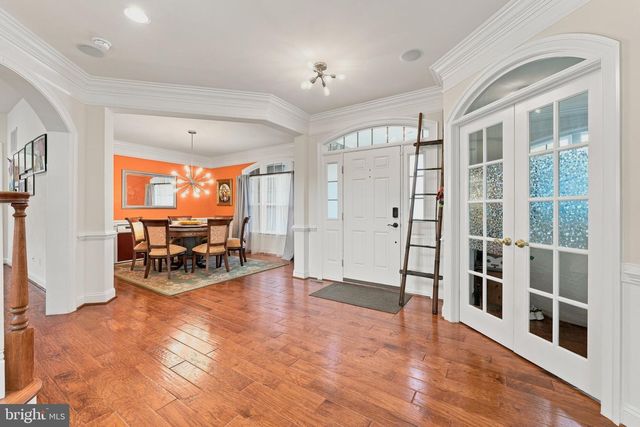 44121 RIVERPOINT DR, Leesburg, VA 20176