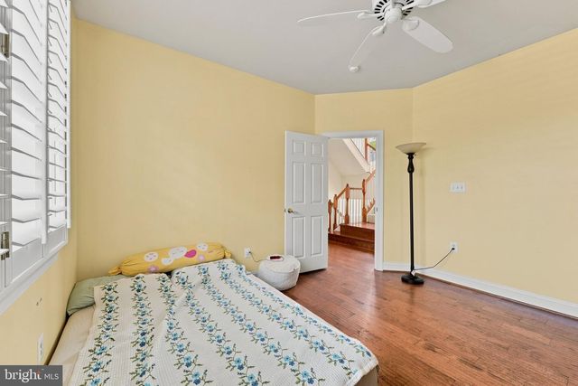 44121 RIVERPOINT DR, Leesburg, VA 20176