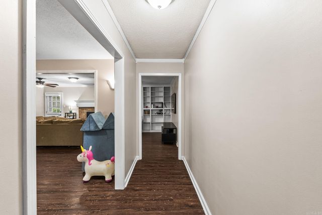 7600 Tomahawk, North Little Rock, AR 72116