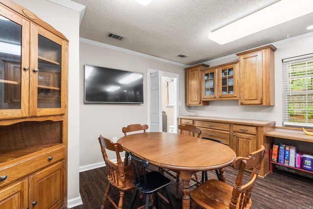 7600 Tomahawk, North Little Rock, AR 72116