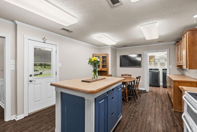 7600 Tomahawk, North Little Rock, AR 72116