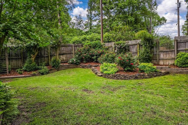 7600 Tomahawk, North Little Rock, AR 72116