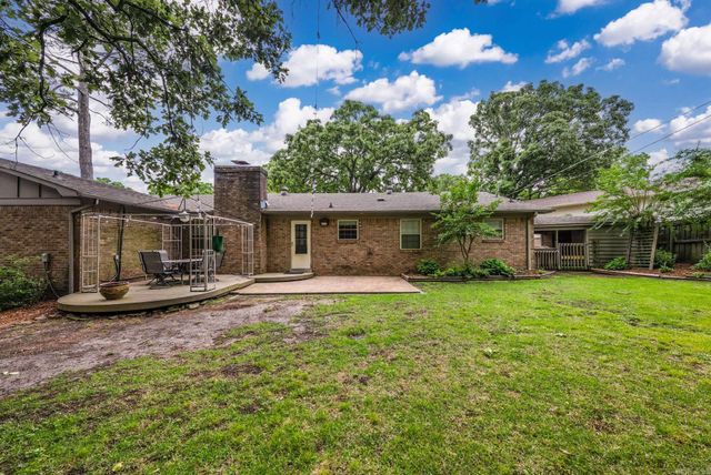 7600 Tomahawk, North Little Rock, AR 72116