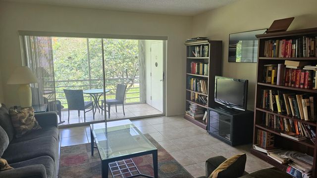 2620 SW 22nd Avenue 1004, Delray Beach, FL 33445