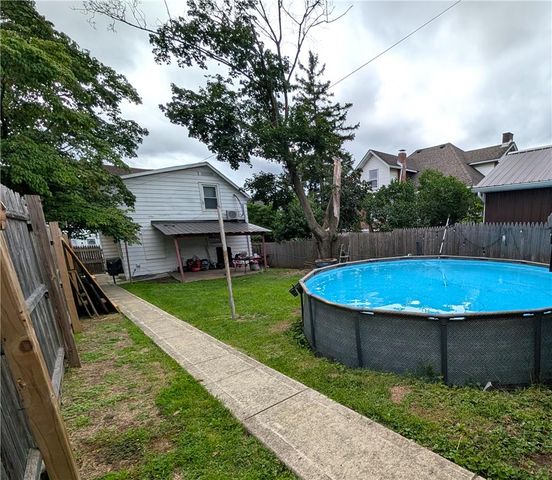 29 East Depot Street, Hellertown Boro, PA 18055