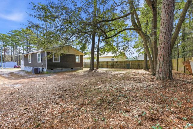 3884 Mineola Ave., Little River, SC 29566