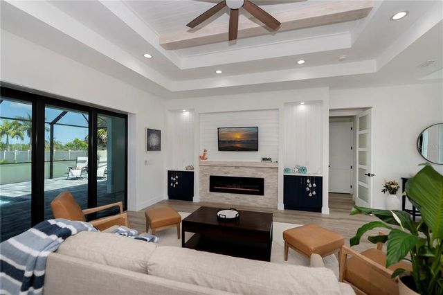 10401 SUNDAY DRIVE, Port Charlotte, FL 33981