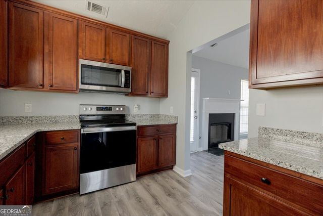 105 Browning Point, Byron, GA 31008