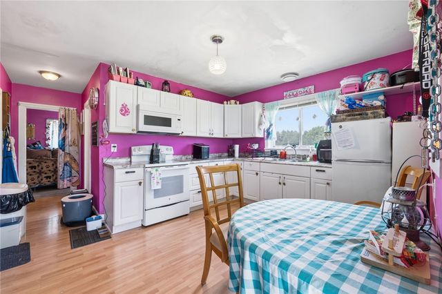 91 Lyman Ave, South Strabane, PA 15301