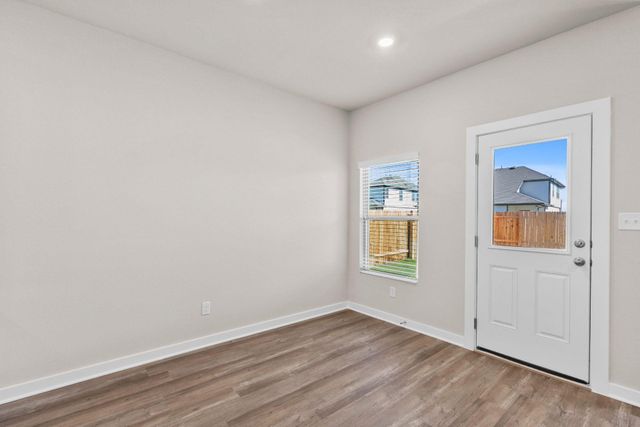 245 Red Tail Hawk LN, Cedar Creek, TX 78612