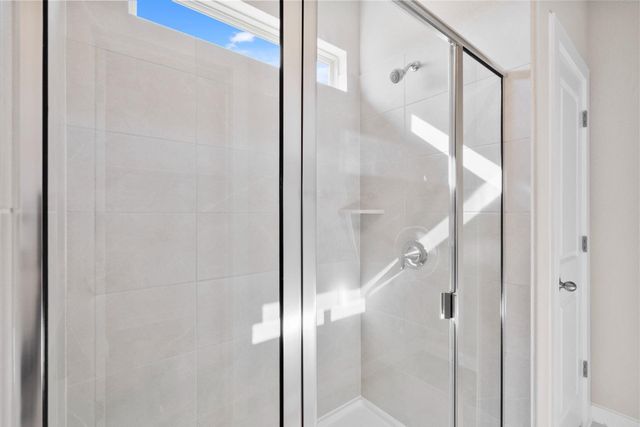 245 Red Tail Hawk LN, Cedar Creek, TX 78612