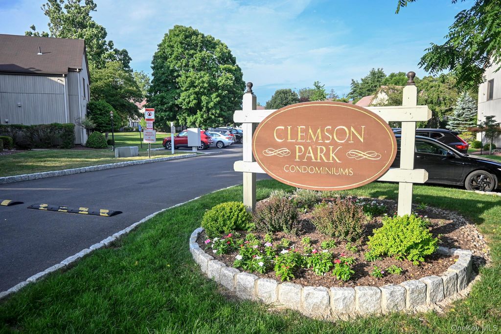 83 Sycamore Drive 83, Middletown, NY 10940