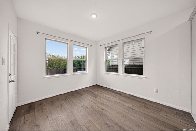 10064 Mulhouse Dr, Schertz, TX 78154