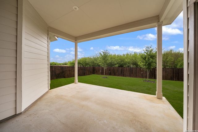 10064 Mulhouse Dr, Schertz, TX 78154