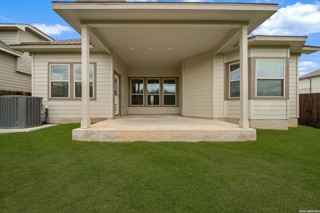 10064 Mulhouse Dr, Schertz, TX 78154