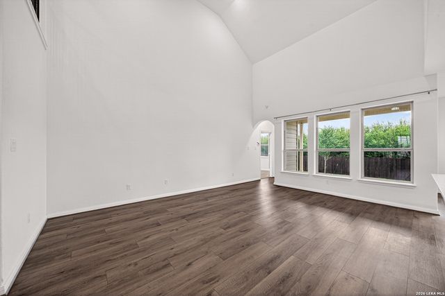 10064 Mulhouse Dr, Schertz, TX 78154