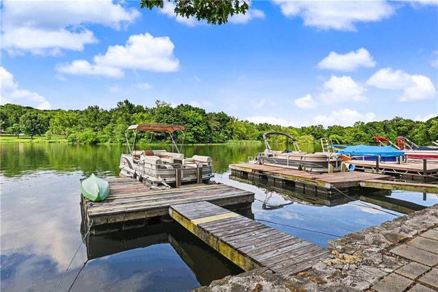 139 S Lakeshore Drive, Lake Quivira, KS 66217
