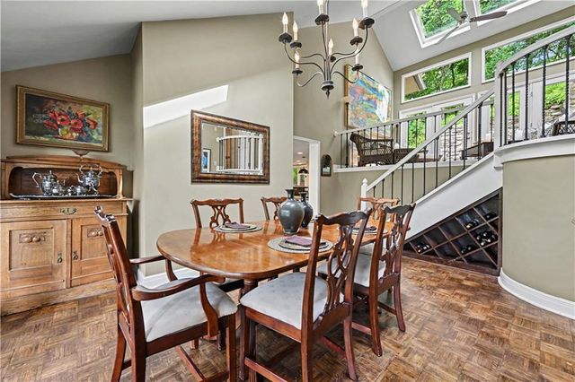 139 S Lakeshore Drive, Lake Quivira, KS 66217