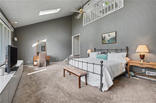 139 S Lakeshore Drive, Lake Quivira, KS 66217