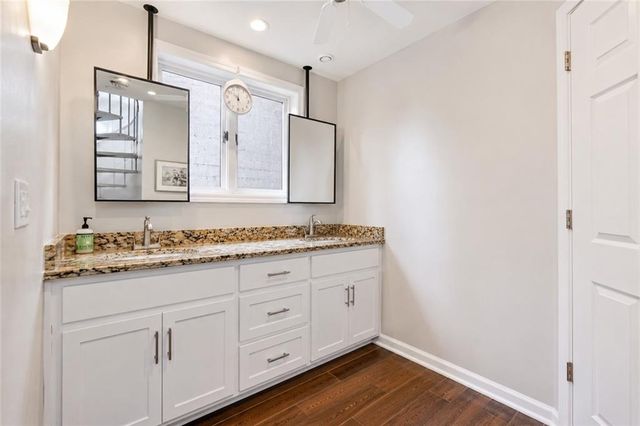 139 S Lakeshore Drive, Lake Quivira, KS 66217
