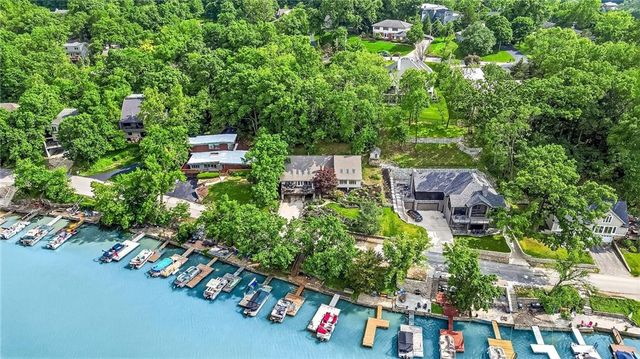 139 S Lakeshore Drive, Lake Quivira, KS 66217
