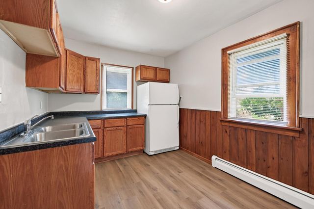 2122 N 6th Street, Minneapolis, MN 55411