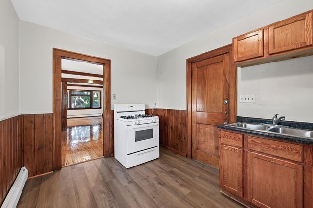 2122 N 6th Street, Minneapolis, MN 55411