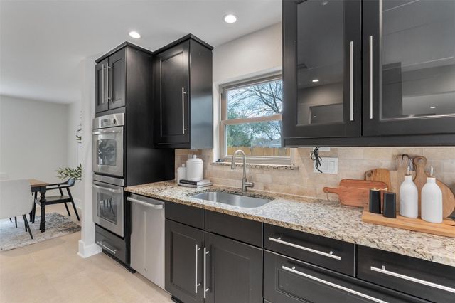 6405 Danwood DR, Austin, TX 78759