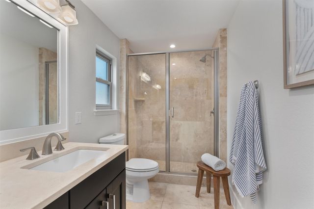 6405 Danwood DR, Austin, TX 78759