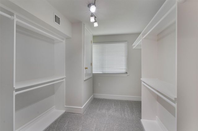 6405 Danwood DR, Austin, TX 78759