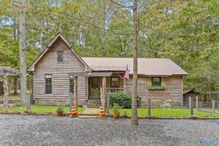 6112 Cove Road, Mentone, AL 35984