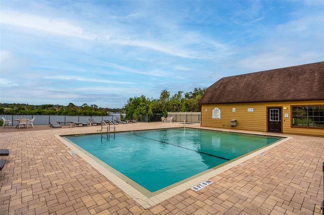 360 LAKE ONTARIO COURT 202, Altamonte Springs, FL 32701