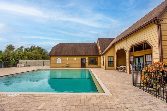 360 LAKE ONTARIO COURT 202, Altamonte Springs, FL 32701