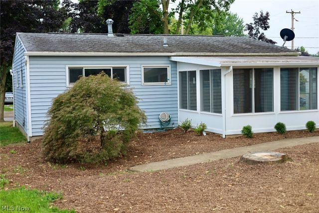 1093 Sutherland Avenue, Akron, OH 44314