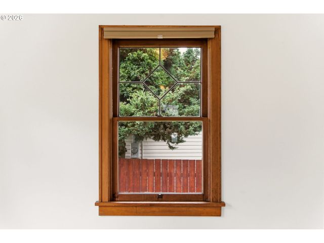 1804 DIVISION St, Camas, WA 98607