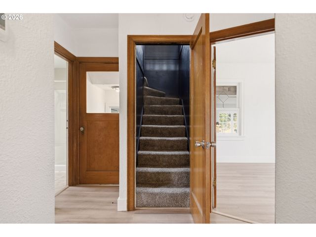1804 DIVISION St, Camas, WA 98607