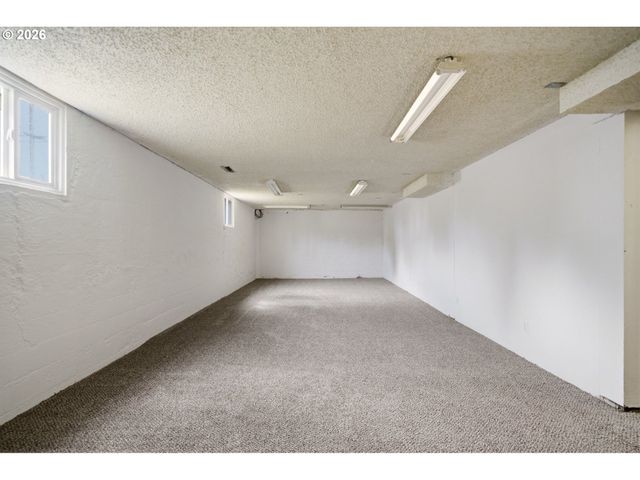 1804 DIVISION St, Camas, WA 98607